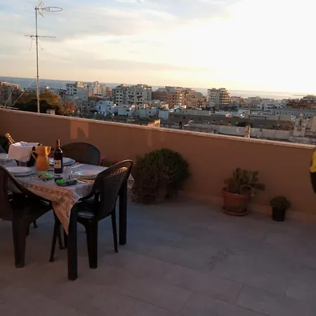 Sunset Semesterbostad *