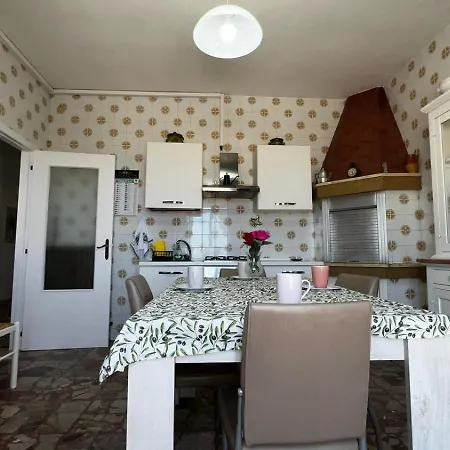 Sunset Semesterbostad *